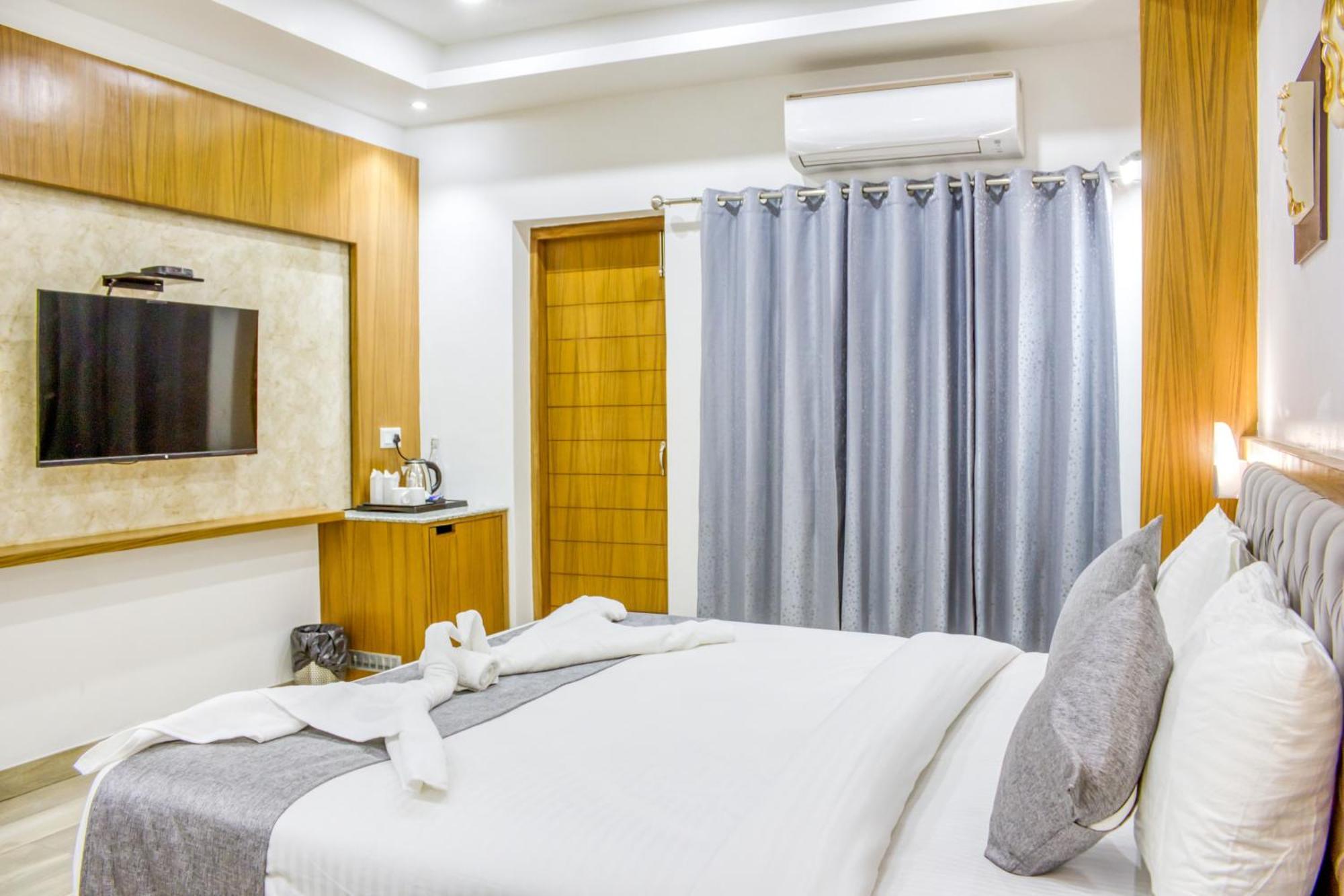 Zip By Spree Hotels Grand Legacy Prime Dehradun Zewnętrze zdjęcie