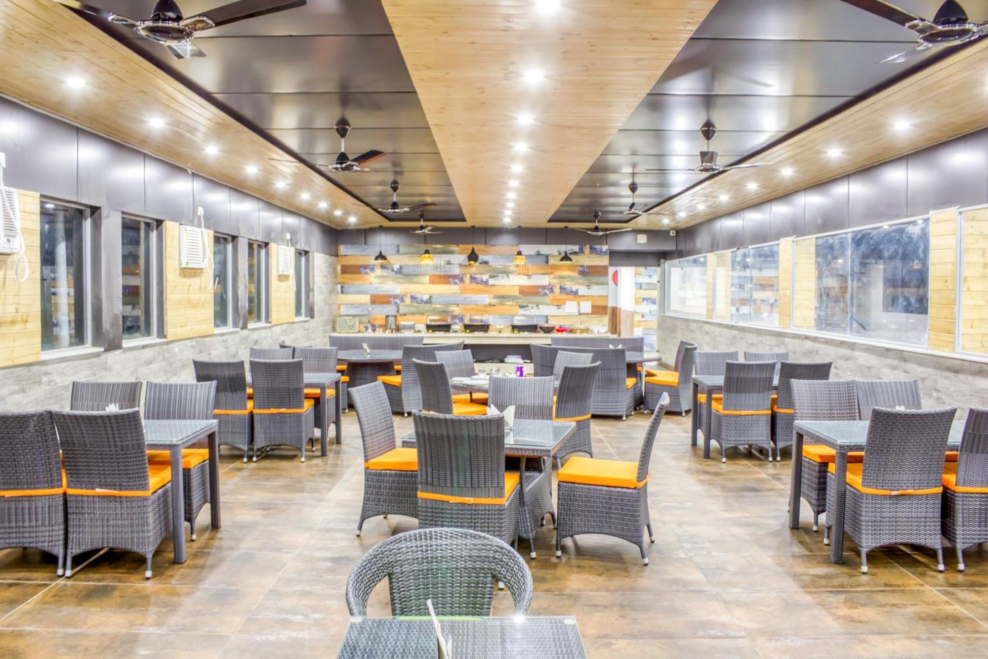 Zip By Spree Hotels Grand Legacy Prime Dehradun Zewnętrze zdjęcie