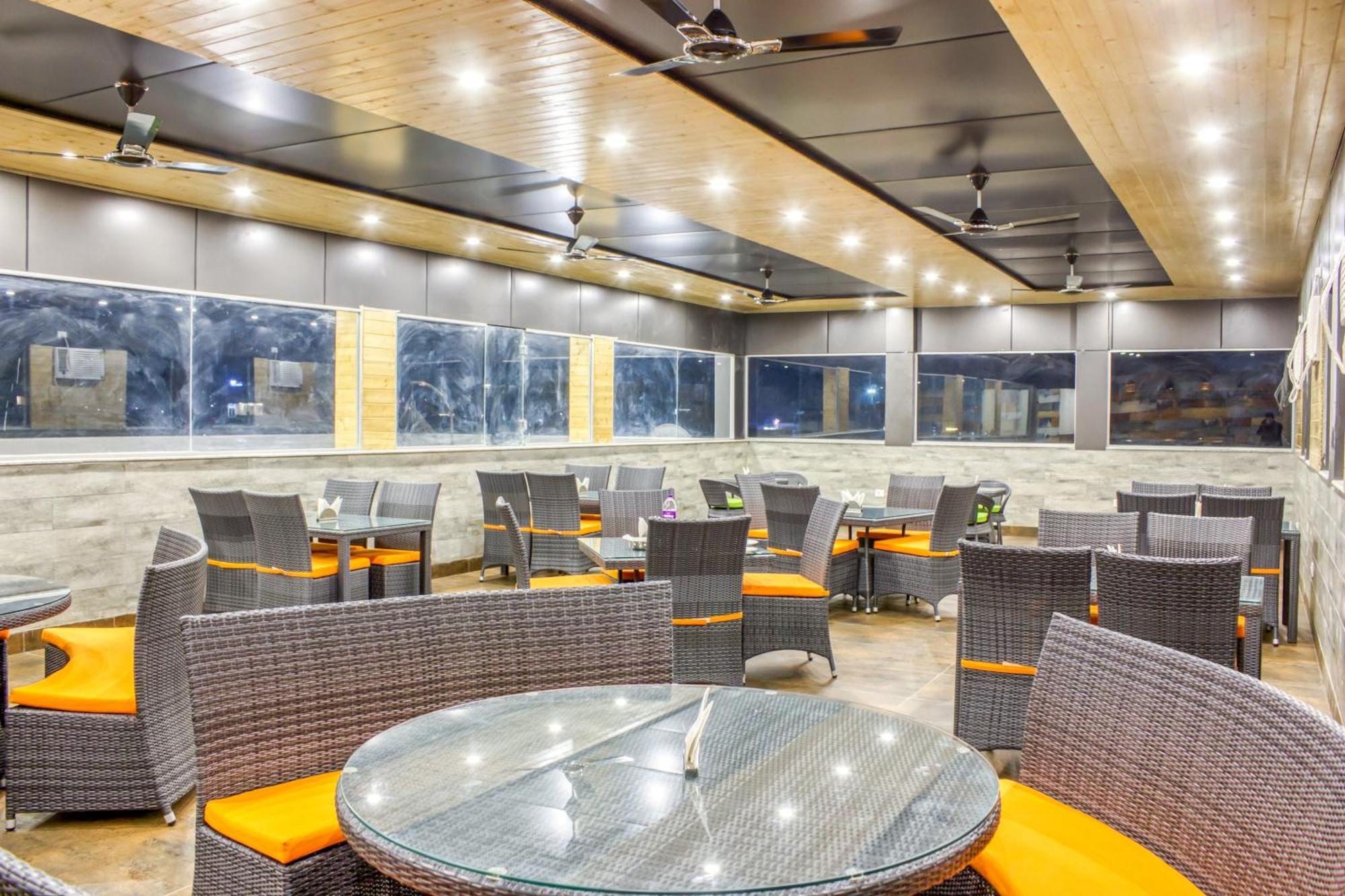 Zip By Spree Hotels Grand Legacy Prime Dehradun Zewnętrze zdjęcie